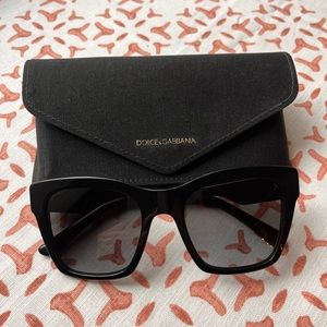 Dolce & Gabbana Sunglasses, DG4384 53, Black